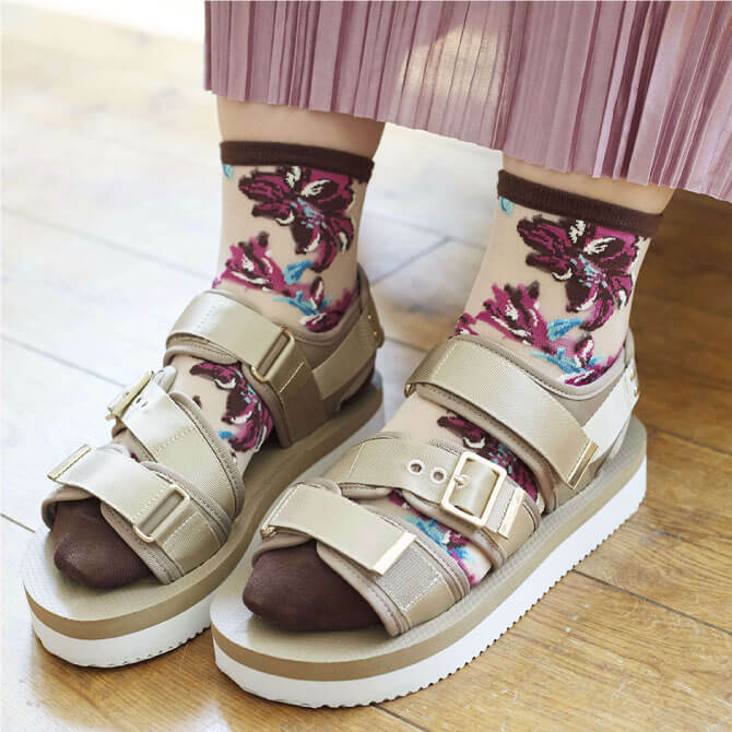 今日はどの靴下を合わせる サンダルの数だけ選べる靴下で夏の足元をオシャレで快適に Tutuantenna コラム チュチュアンナ公式サイト